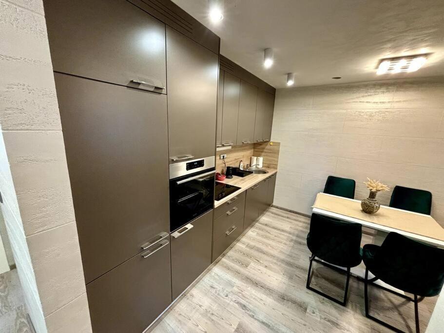 Villa Moste 3-Free Parking&Pool, Ev Station Ljubljana Eksteriør billede